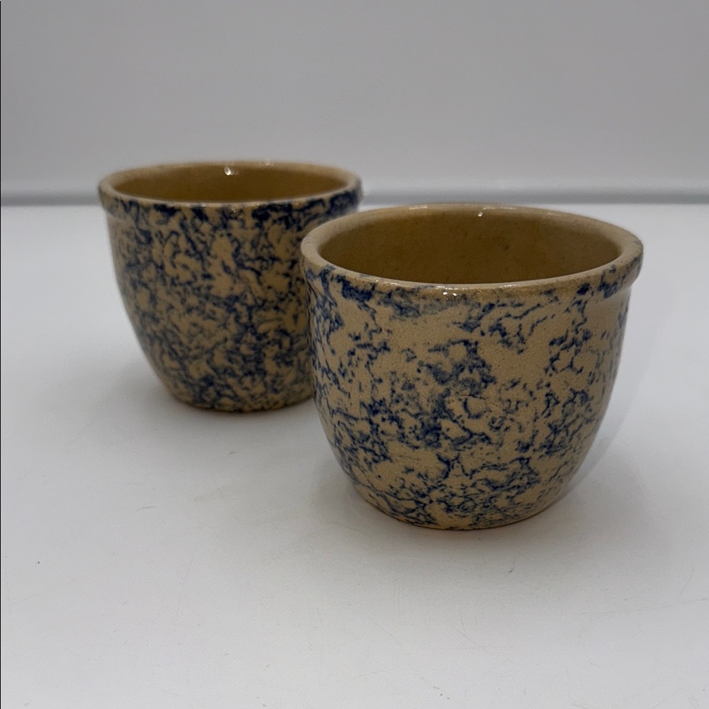 R.R.P. Co. Roseville Ohio blue spongeware ceramic cups set of two